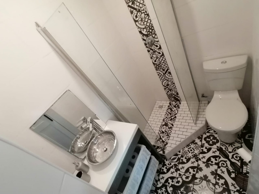 1 Bedroom Property for Sale in Protea Heights Western Cape